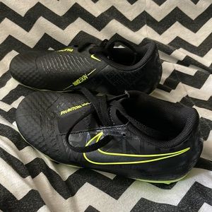 Nike skins soccer cleats youth